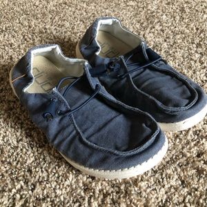 Hey Dude Shoes